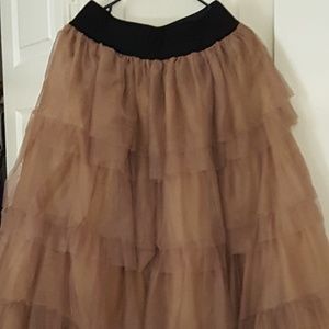 Long ruffle tule skirt